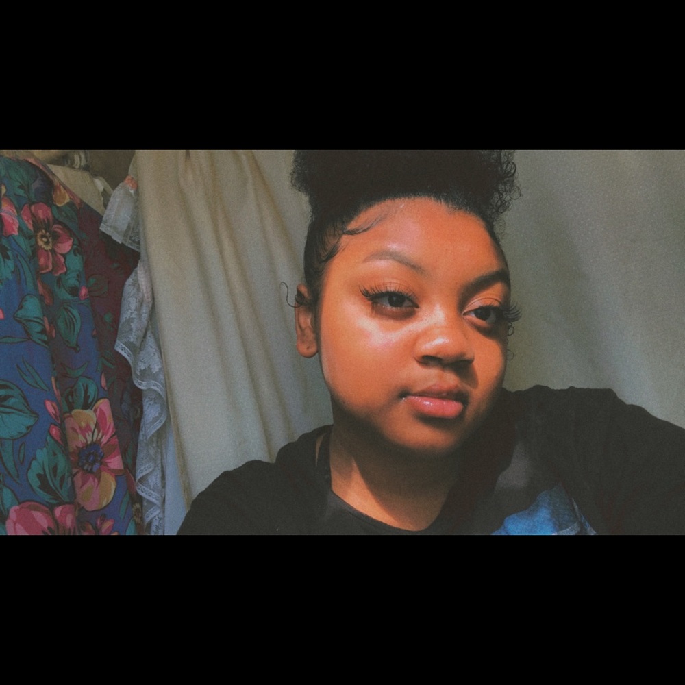 Meet your Posher, Jade